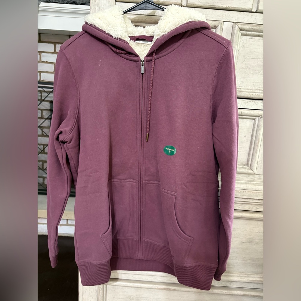 Women’s L.L. Bean Sherpa lined hoodie small
